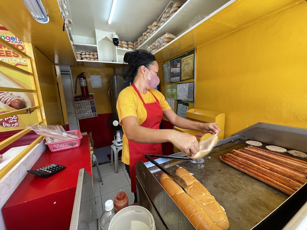 Angel's Burger Photo 4