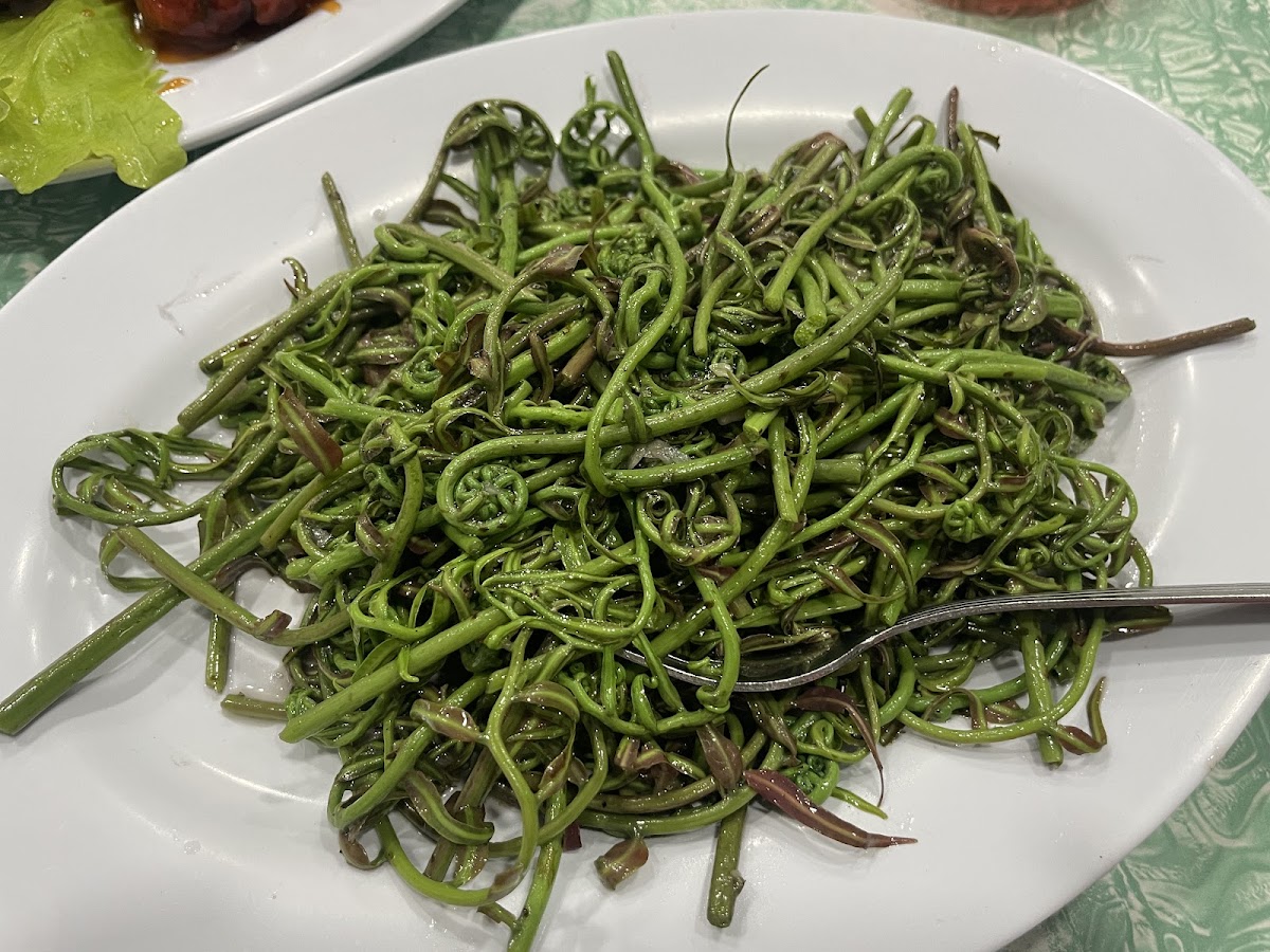 Chuan Hong Restaurant Photo 4