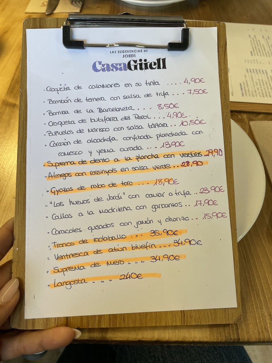 Casa Güell Photo Menu 8