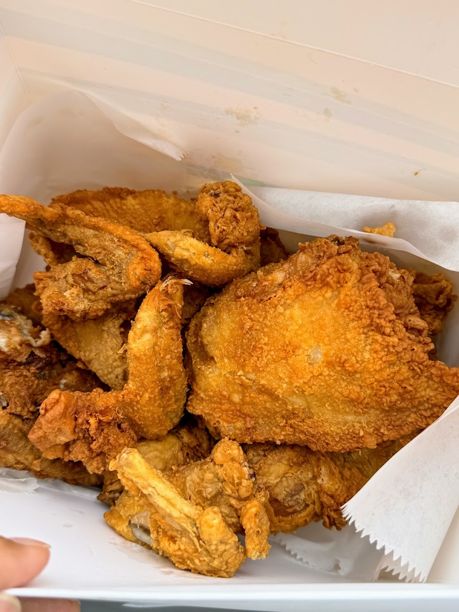 Johnny's Frying Coop Photo 9