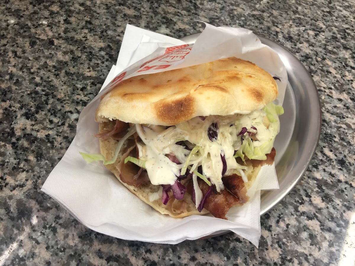 Maxi-Döner-Pizza Photo 2