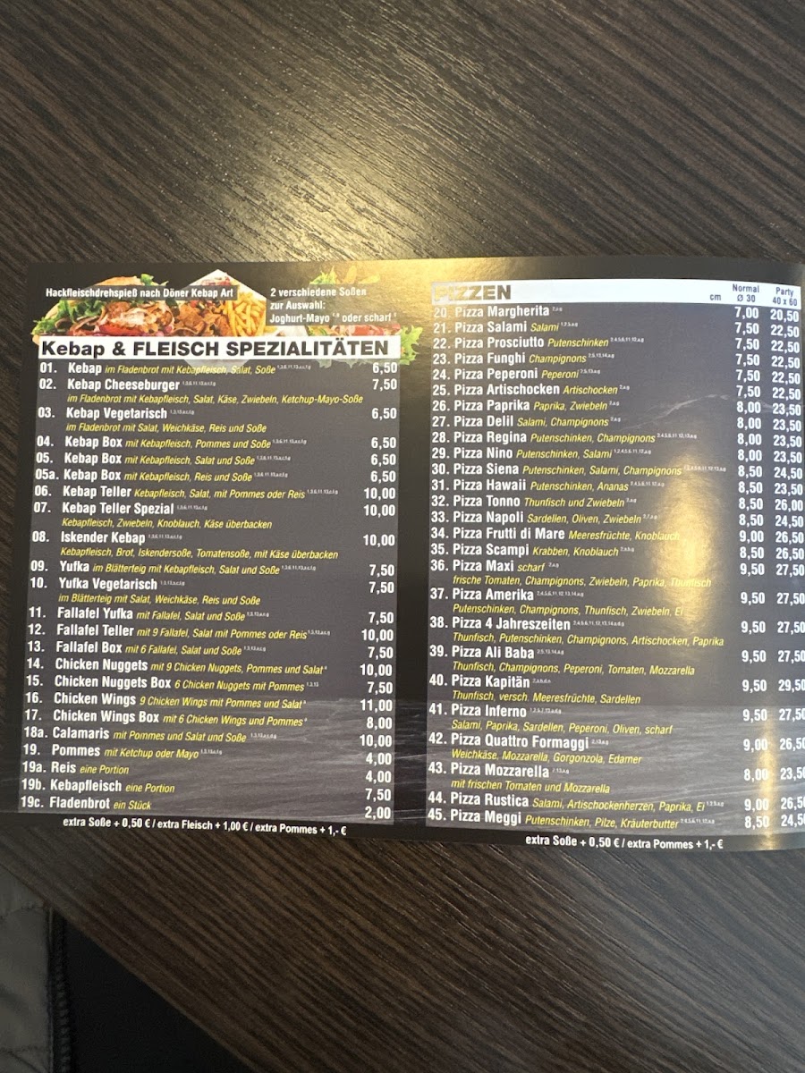 Maxi-Döner-Pizza Photo Menu 5