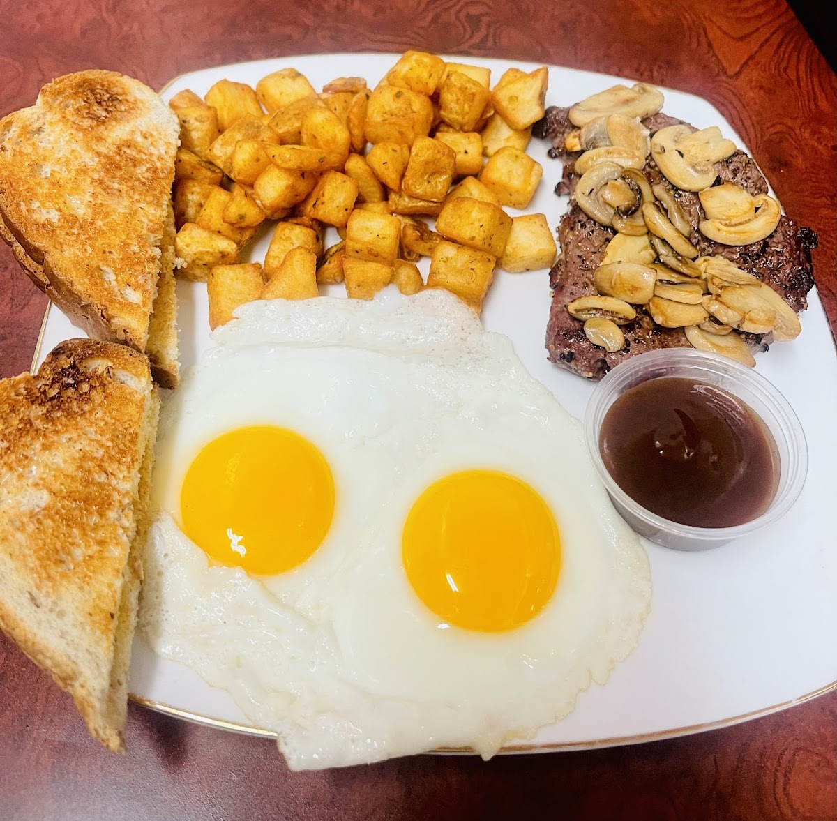 Crispy's Diner Restaurant Photo 8
