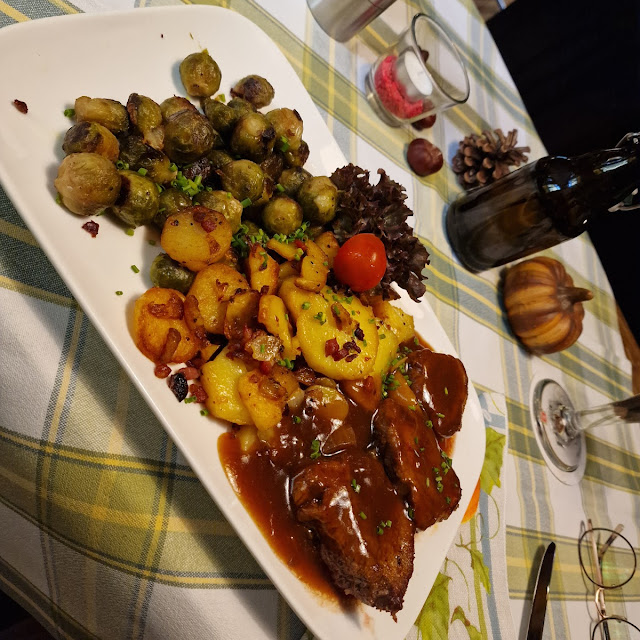 Wildschweinrückensteak