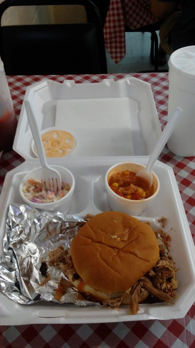 Jabo's Barbeque Photo 2