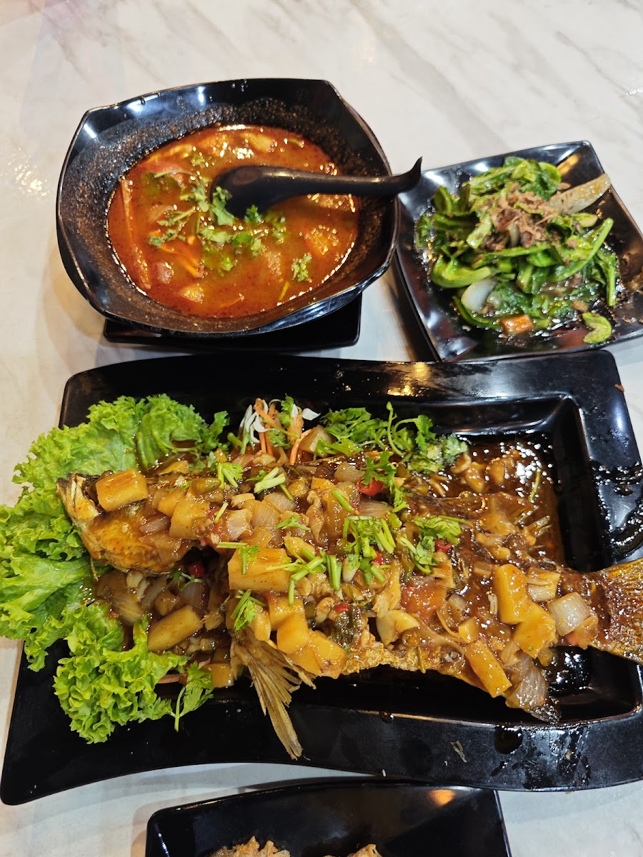 D'Hanee Thai Kitchen Photo 10