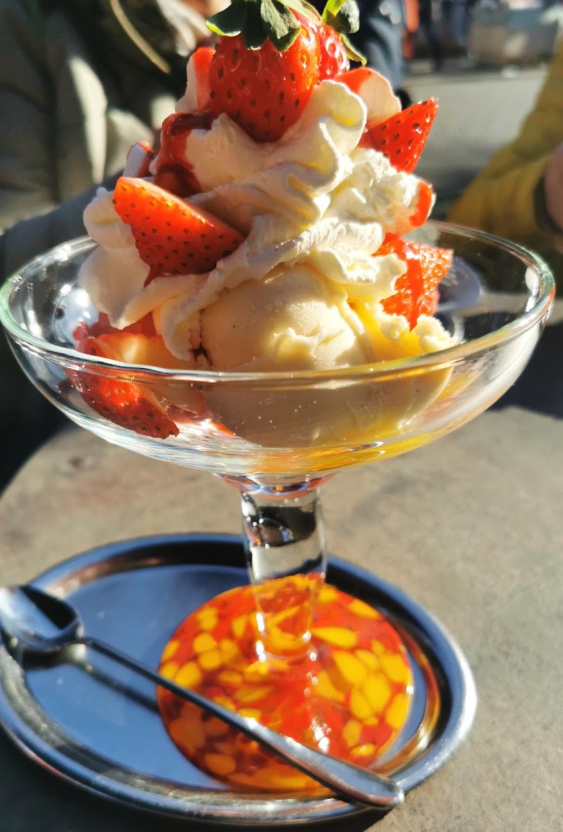 Ital. Eiscafé Monego Photo 10