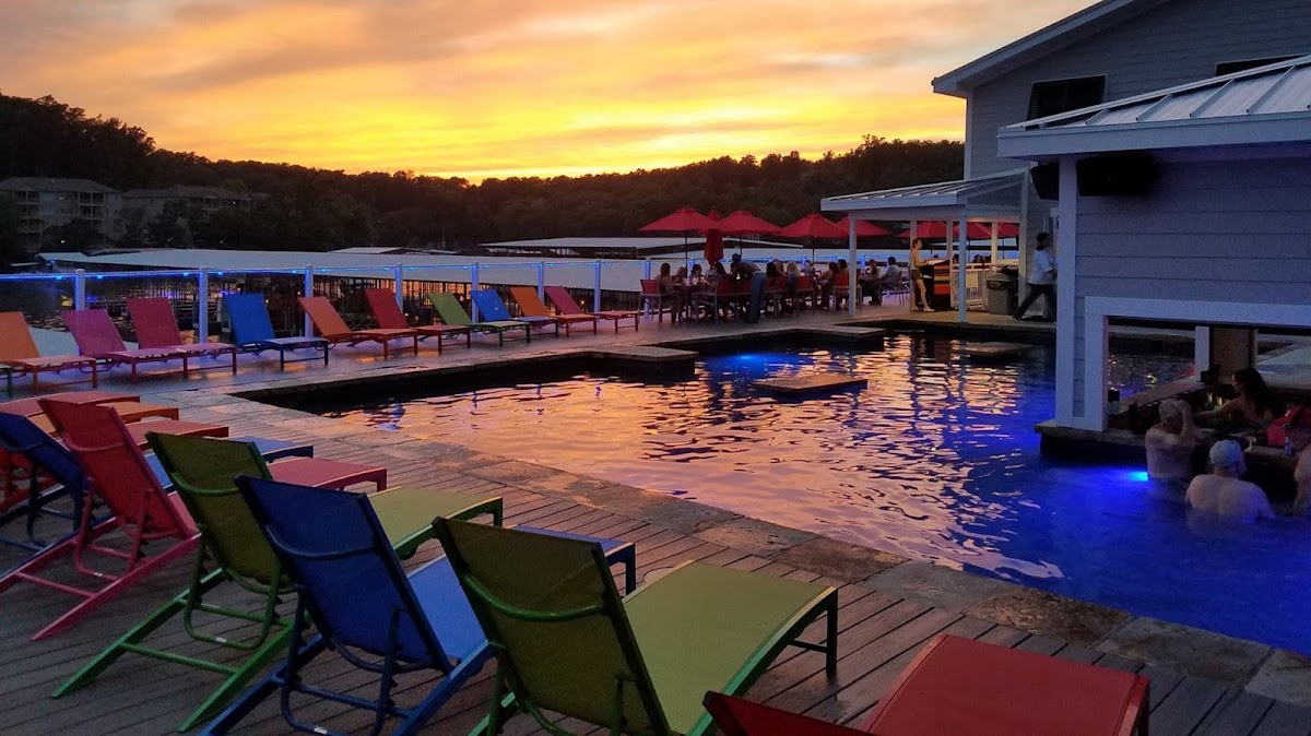 Boathouse Lakeside Bar & Grill Photo 4