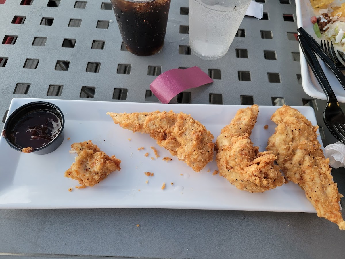 Boathouse Lakeside Bar & Grill Photo 6