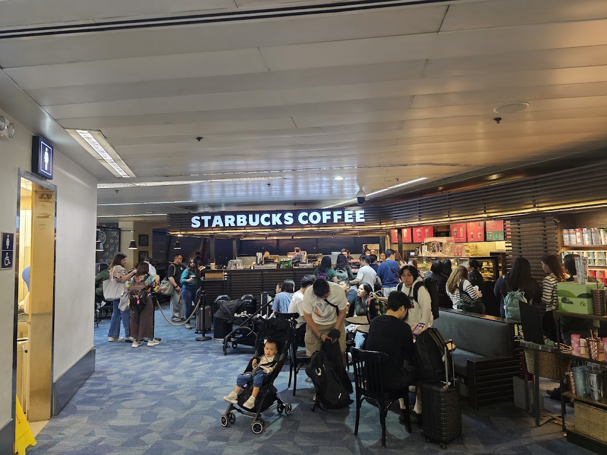 Starbucks NAIA Terminal 1 Photo 4