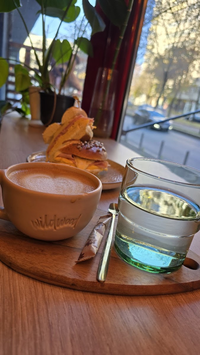 Wildwood Coffee & Cocktail Bar Photo 9