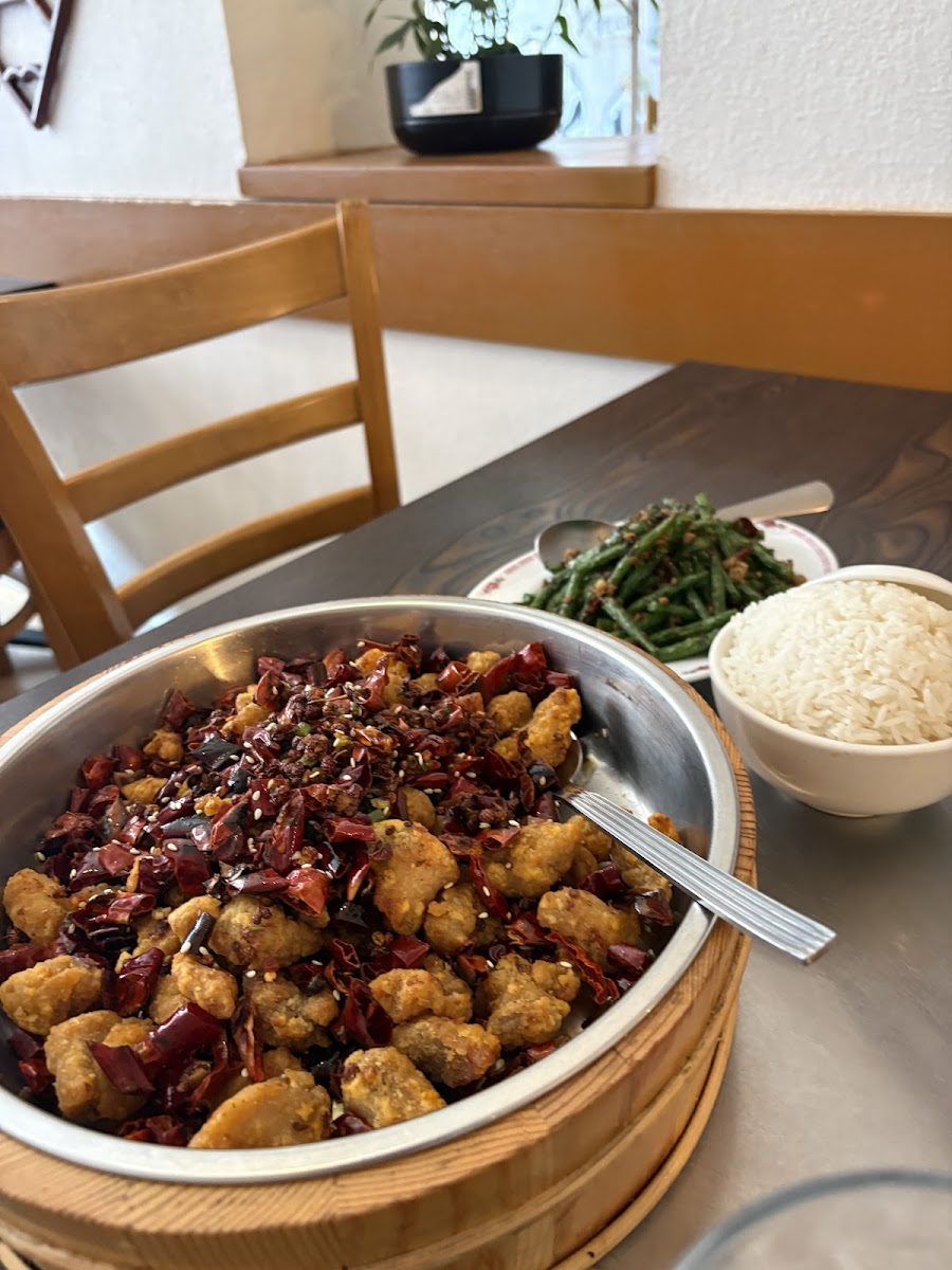 Sichuan House Photo 4