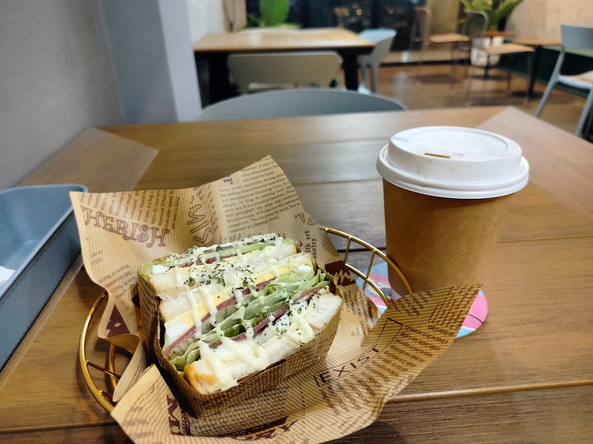 Coffee Brothers Surallah - Specialty Coffee and Roastery Photo 8