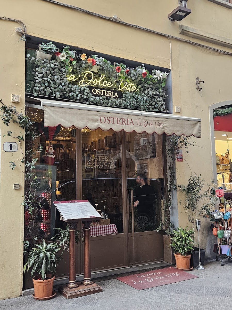 Osteria La Dolce Vita Firenze Photo 3