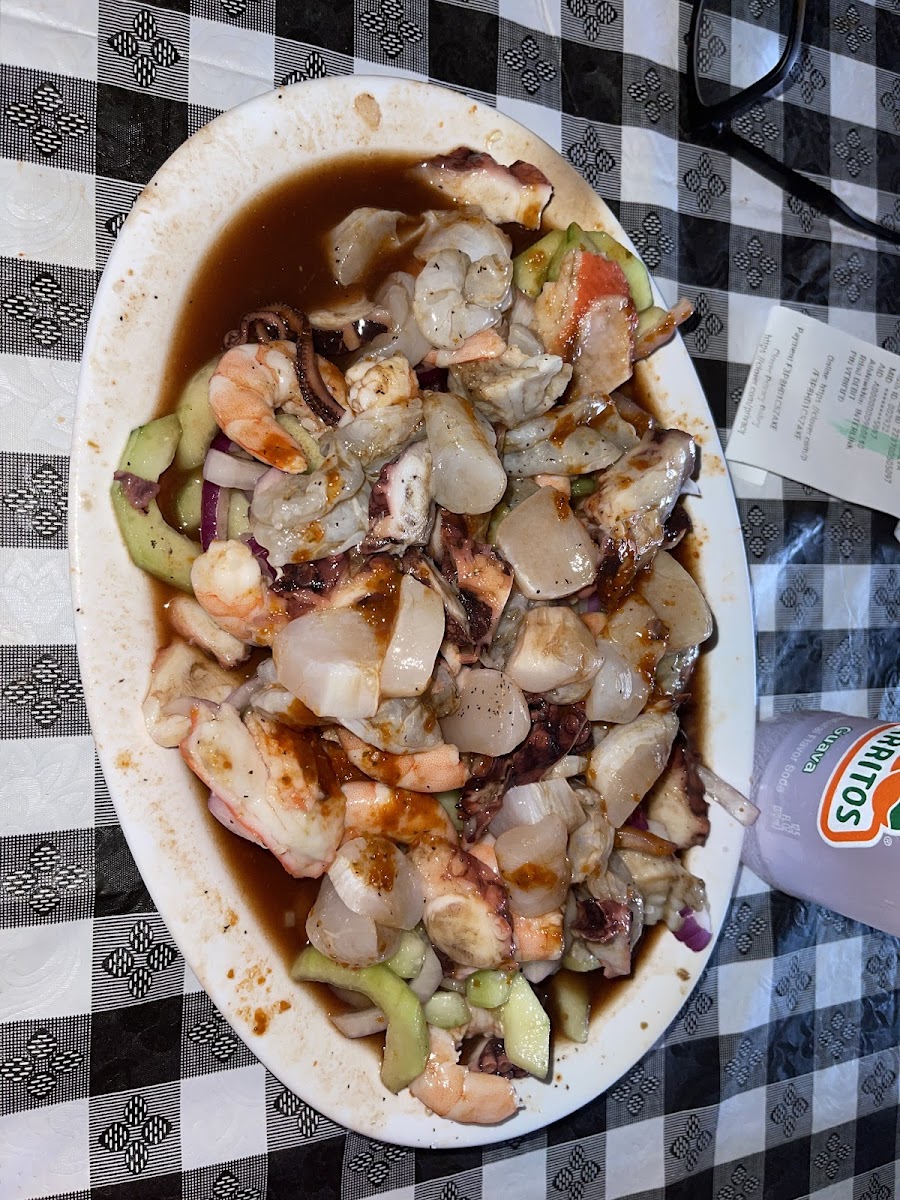Mariscos la marina Photo 6