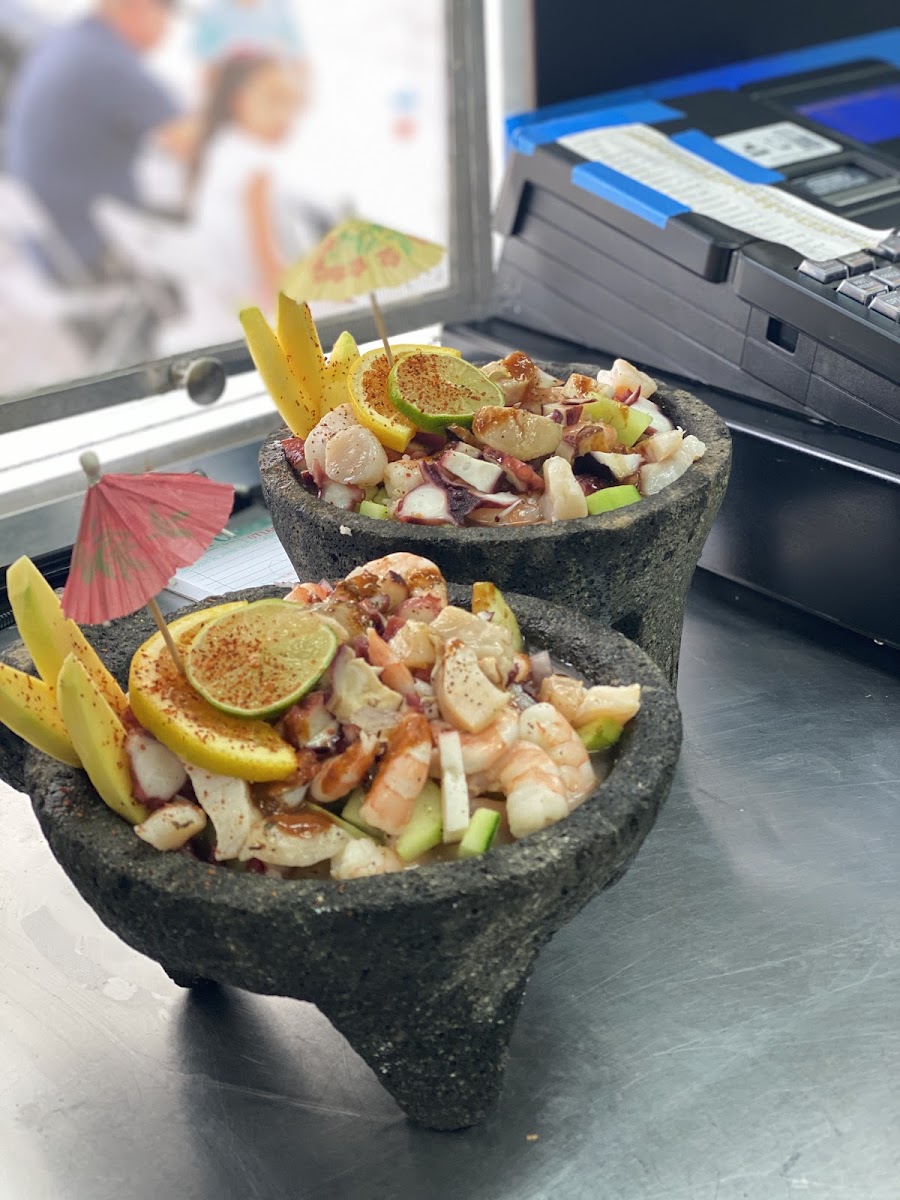 Mariscos la marina Photo 7