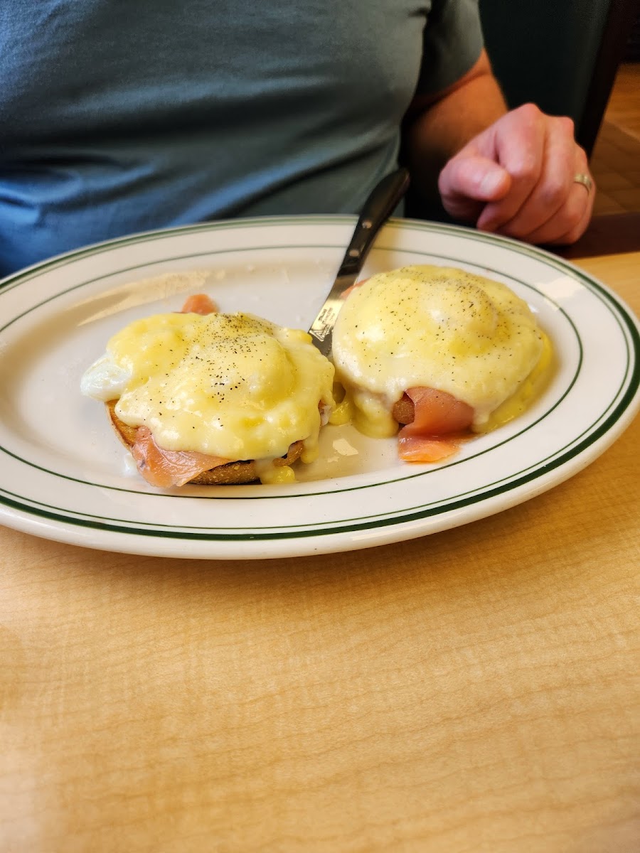 Four Corners Luncheonette Photo 5