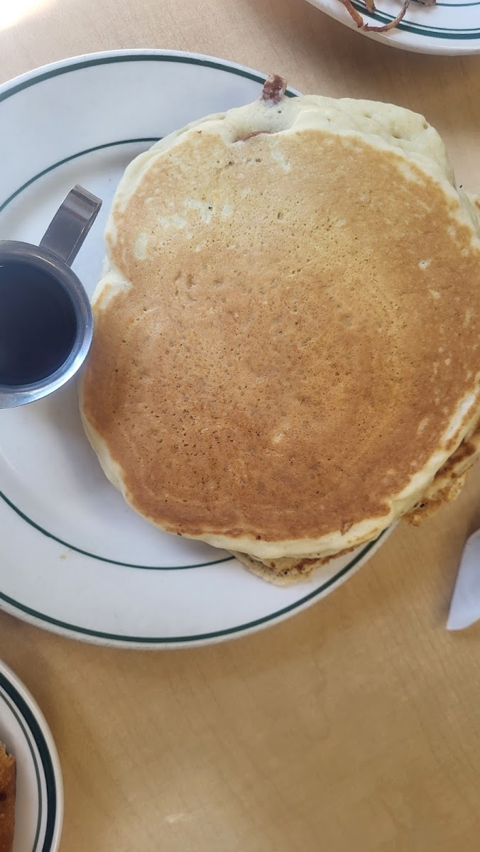 Four Corners Luncheonette Photo 7