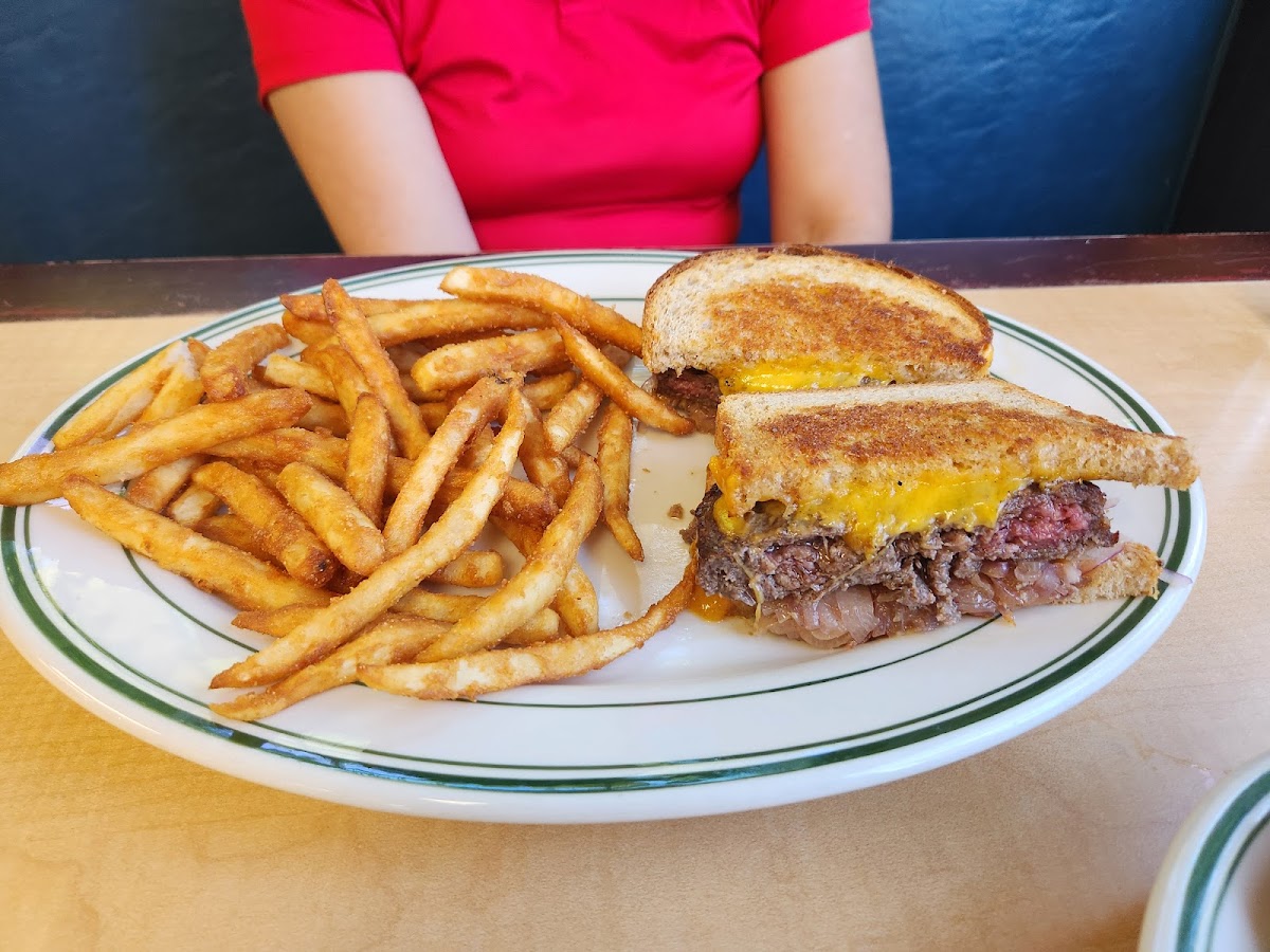 Four Corners Luncheonette Photo 9