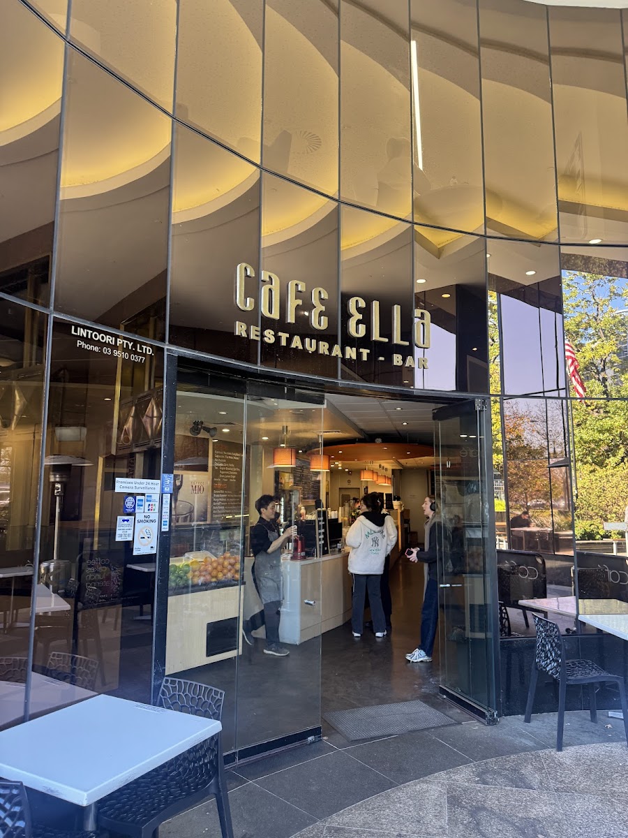 Cafe Ella