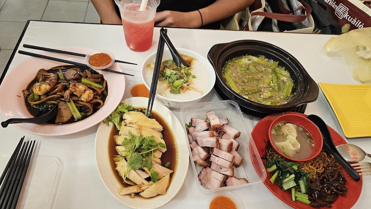 MA Food Hub 武馆饮食中心 (Jalan Macalister) Photo 4