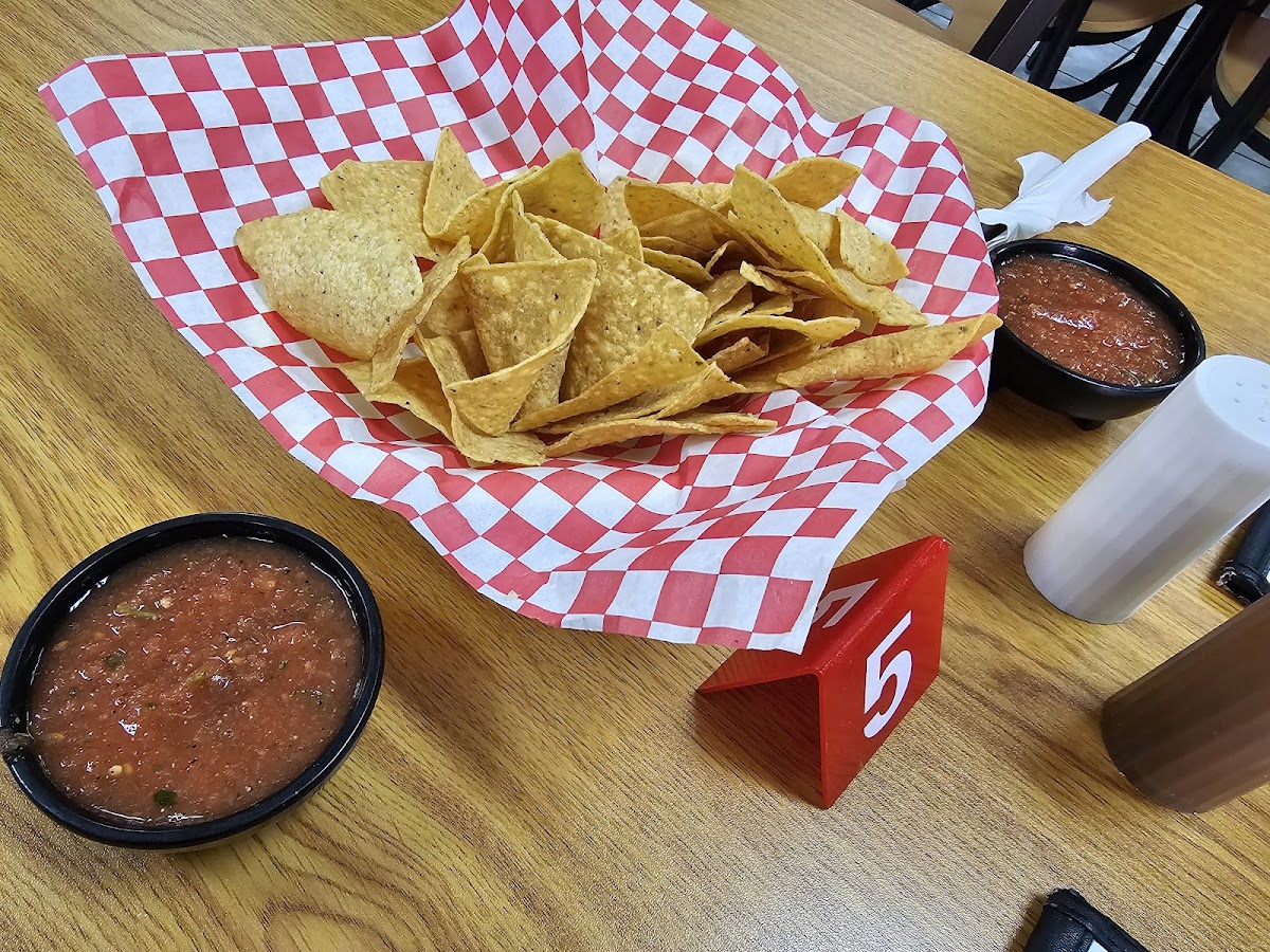 SU-SHILITO MEXICAN RESTAURANT Photo 8