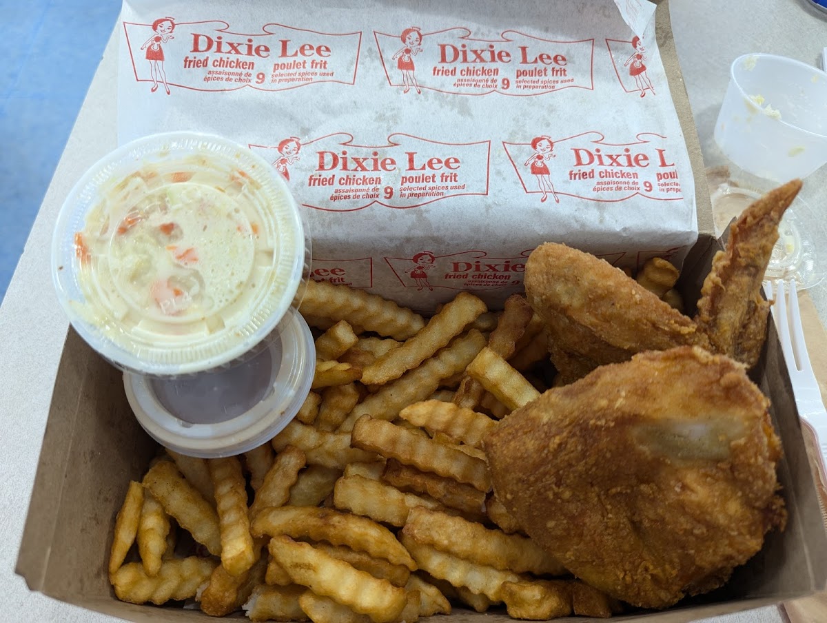 Dixie Lee Photo 8