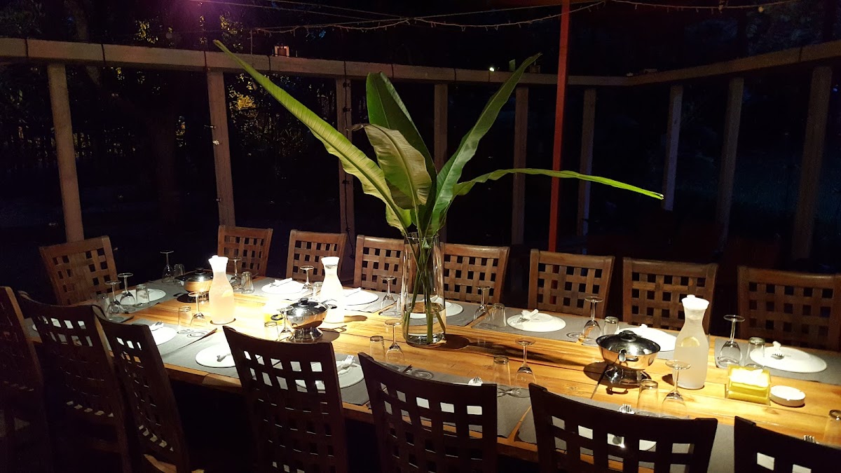 Ma-ni Thai Cuisine