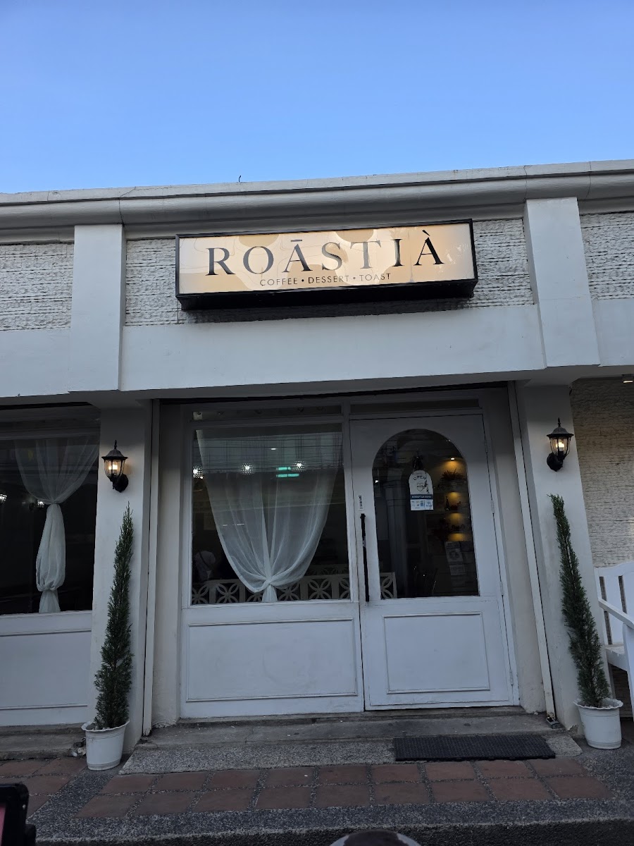 Roastia x Choi Resto