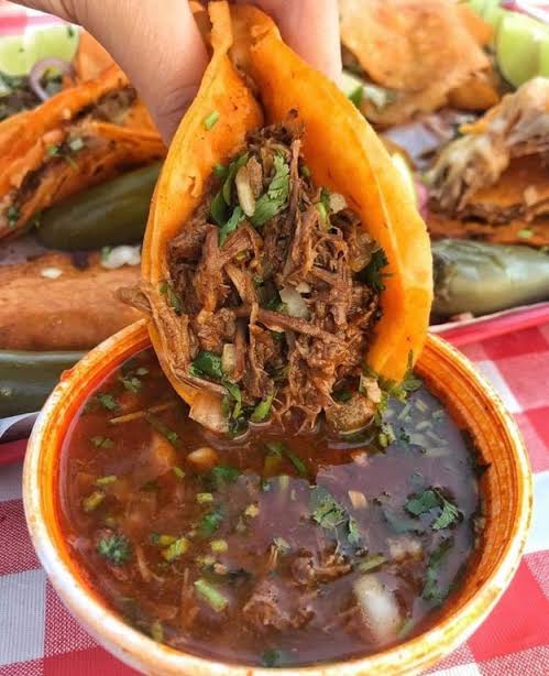 Tacos de Birria Rigo