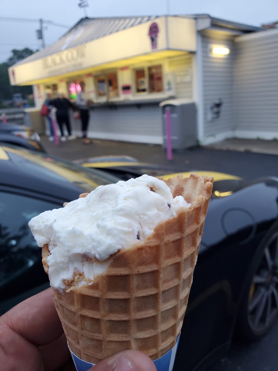 Black Cow Ice Cream Photo 9