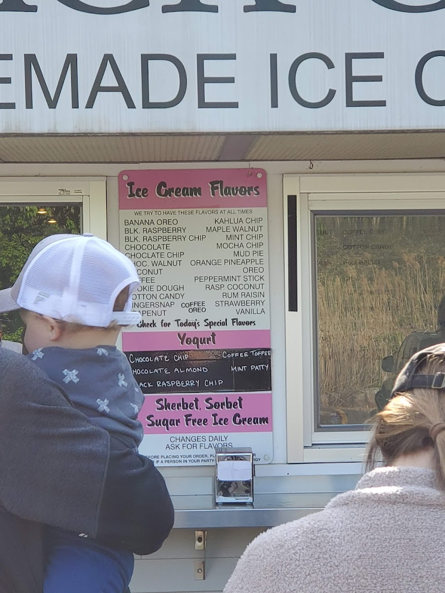 Black Cow Ice Cream Photo Menu 6