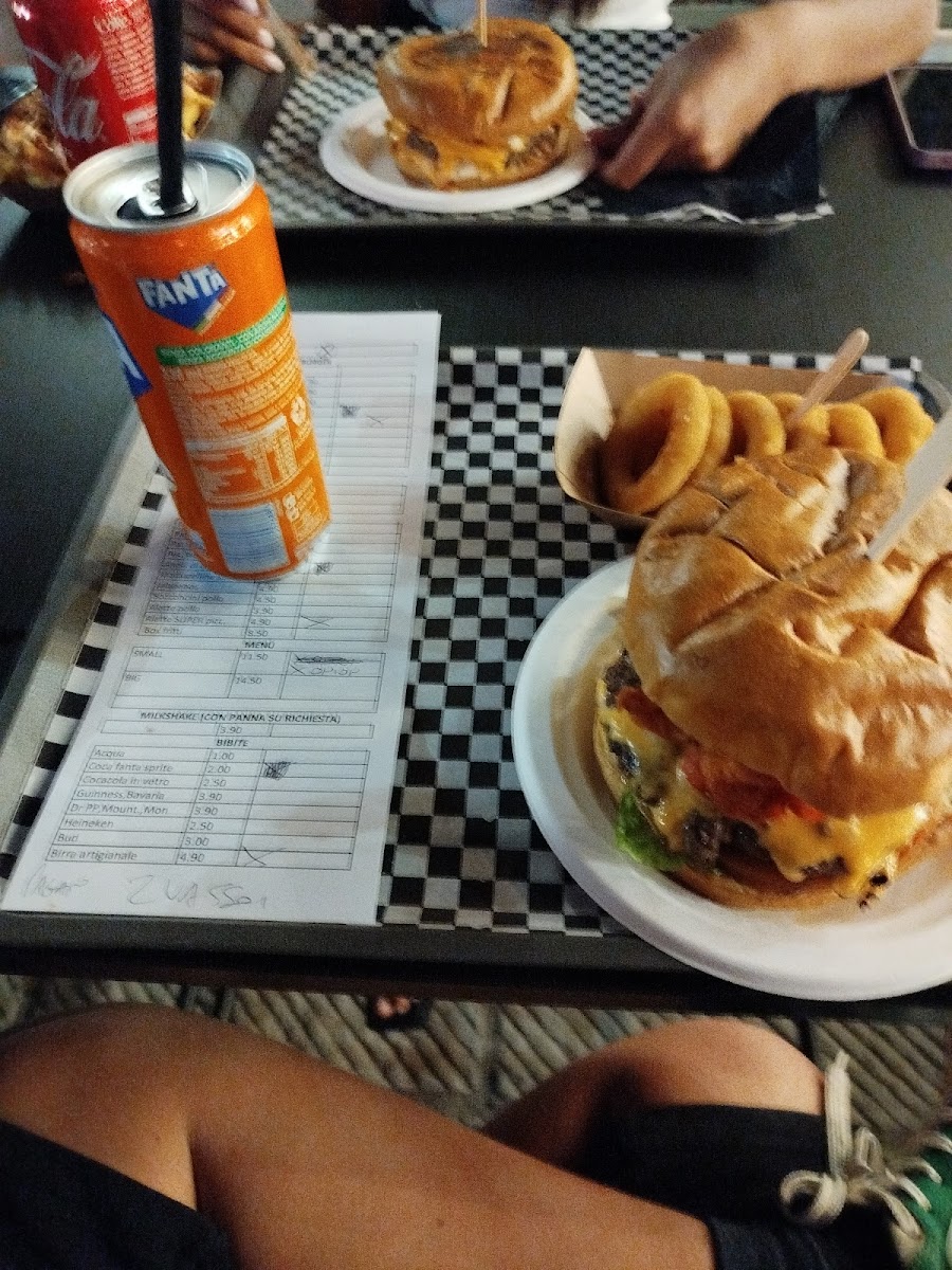 Street Burger fast food Photo 8