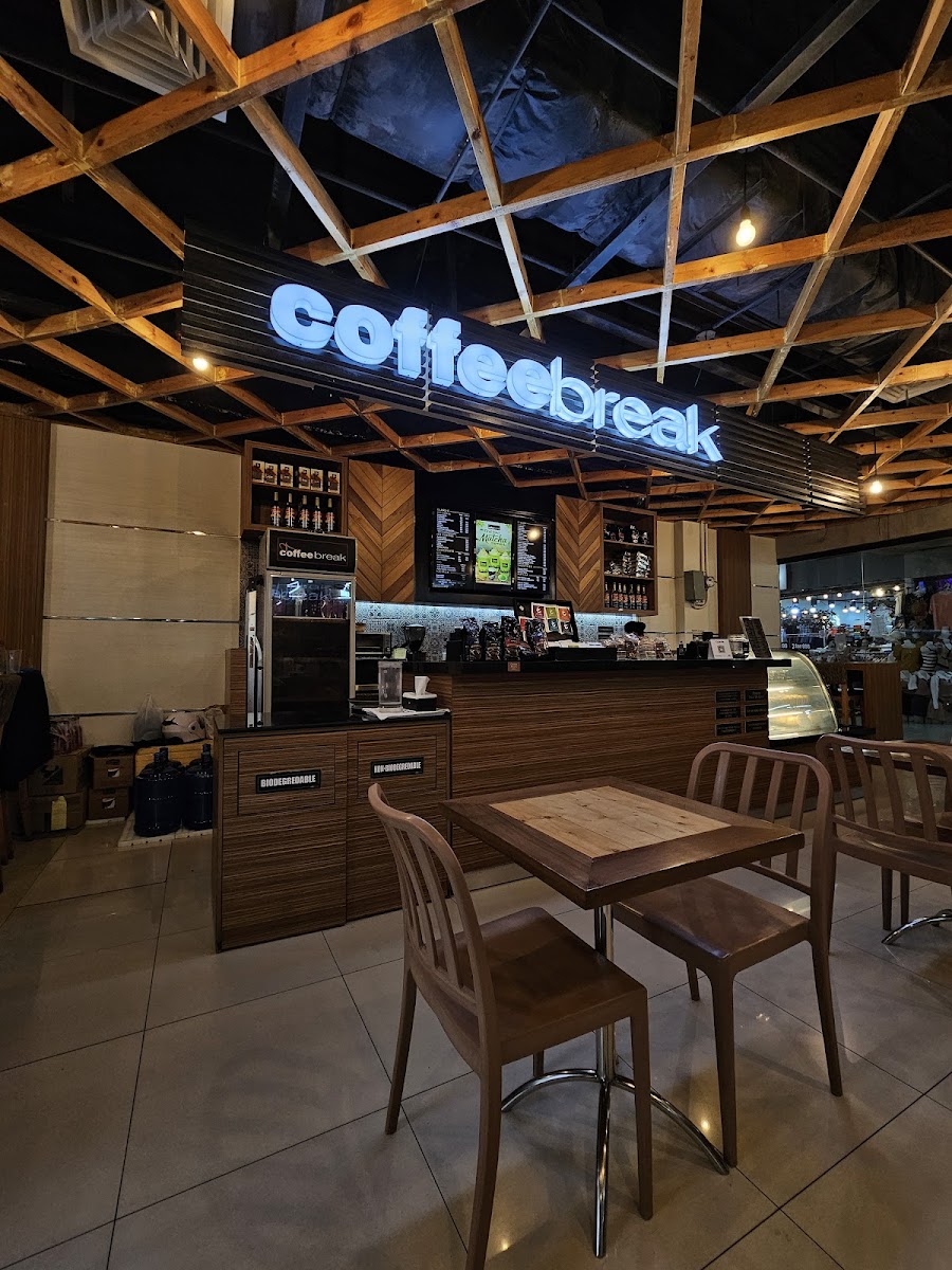 Coffeebreak 1688 Official Photo 4