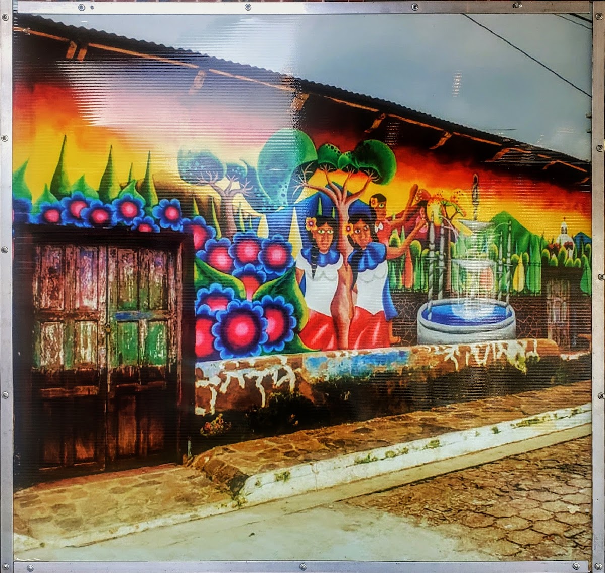 Restaurante Salvadoreño Mi Tierra Photo 3