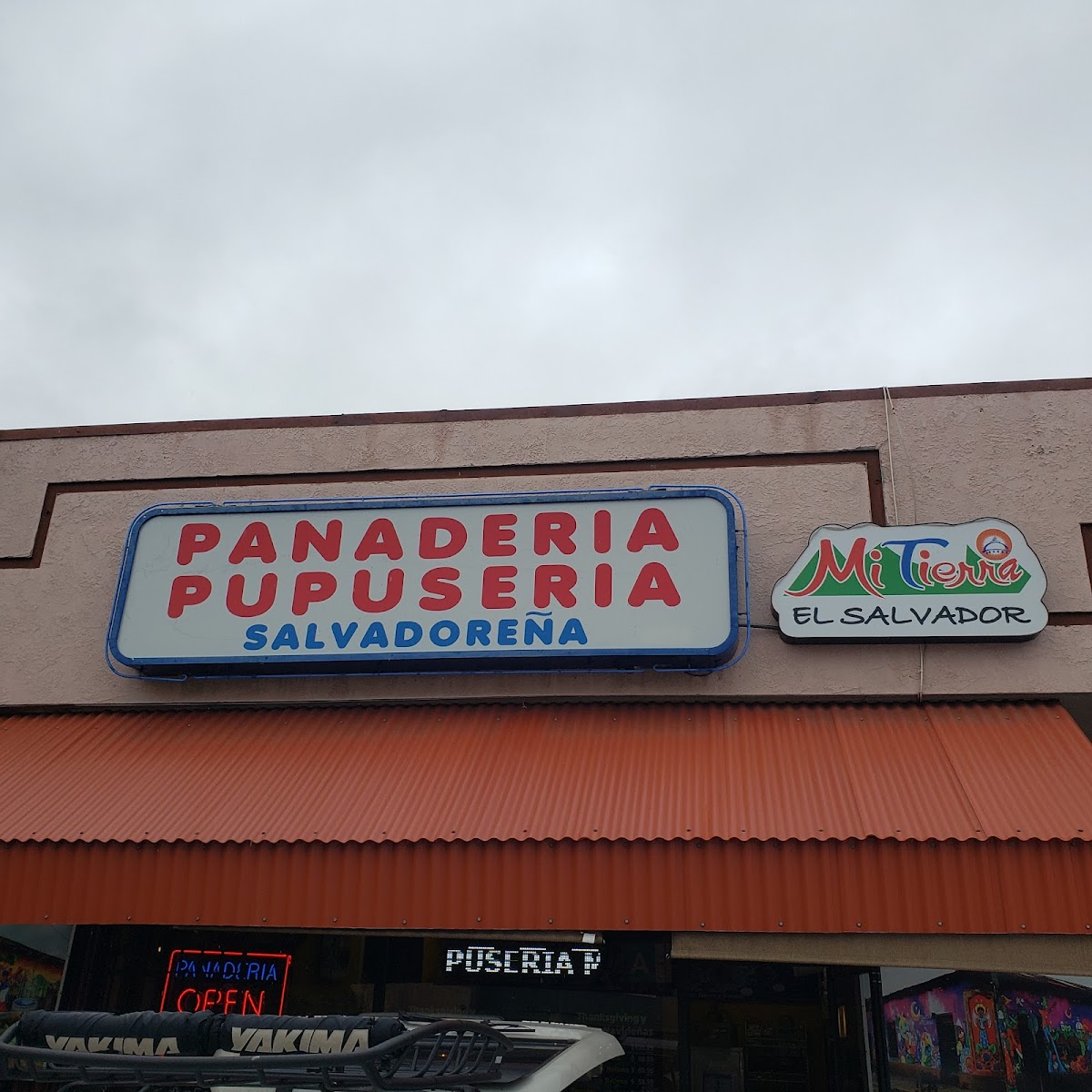 Restaurante Salvadoreño Mi Tierra Photo 4