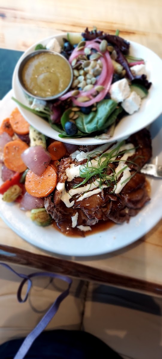 The Fresh Vine Eatery & Catering Photo 10