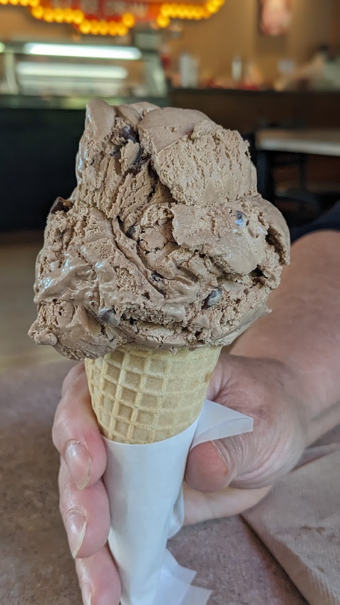 Zoey's Cafe & Artisan Ice Cream Photo 7