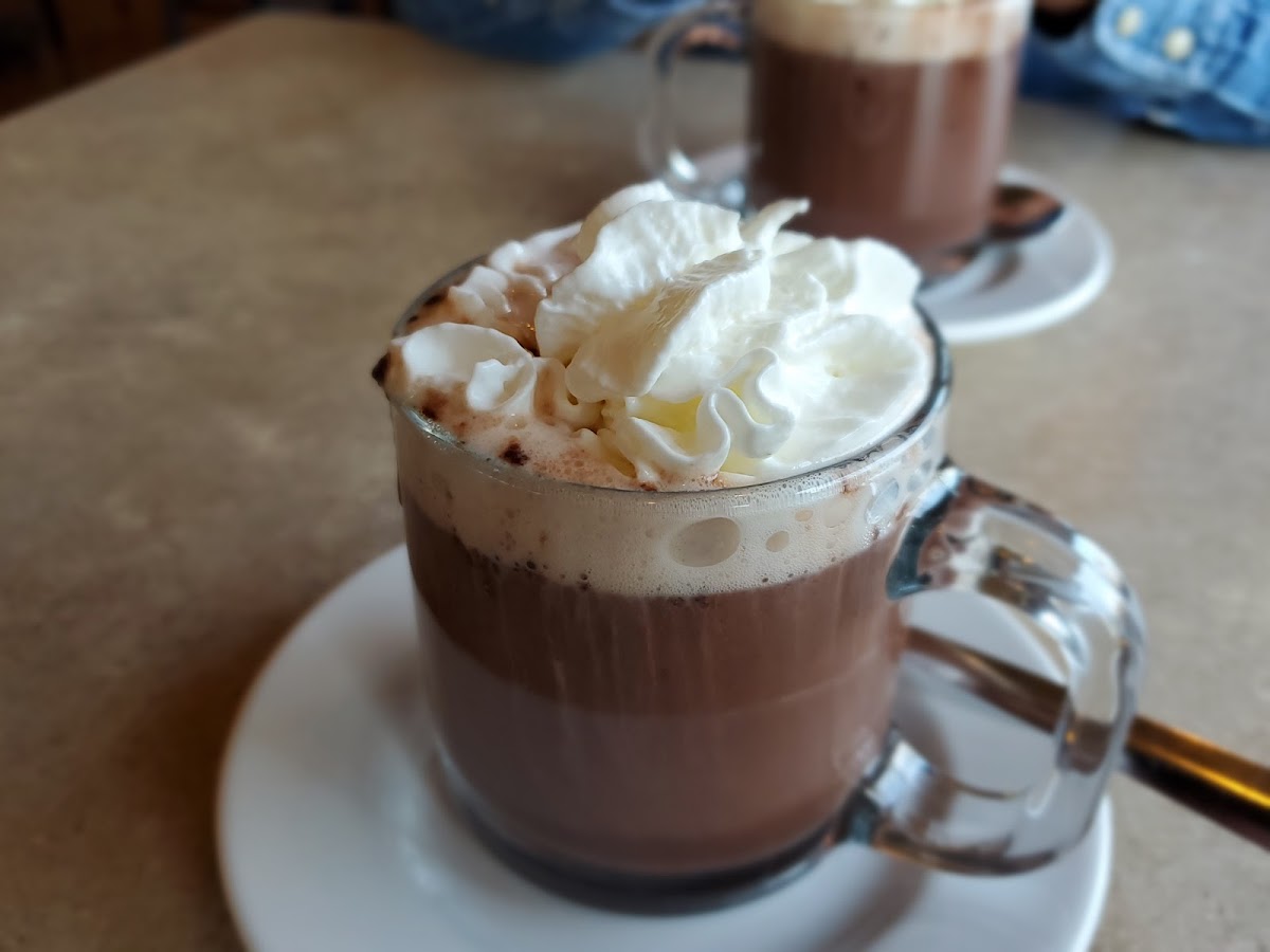 Zoey's Cafe & Artisan Ice Cream Photo 8