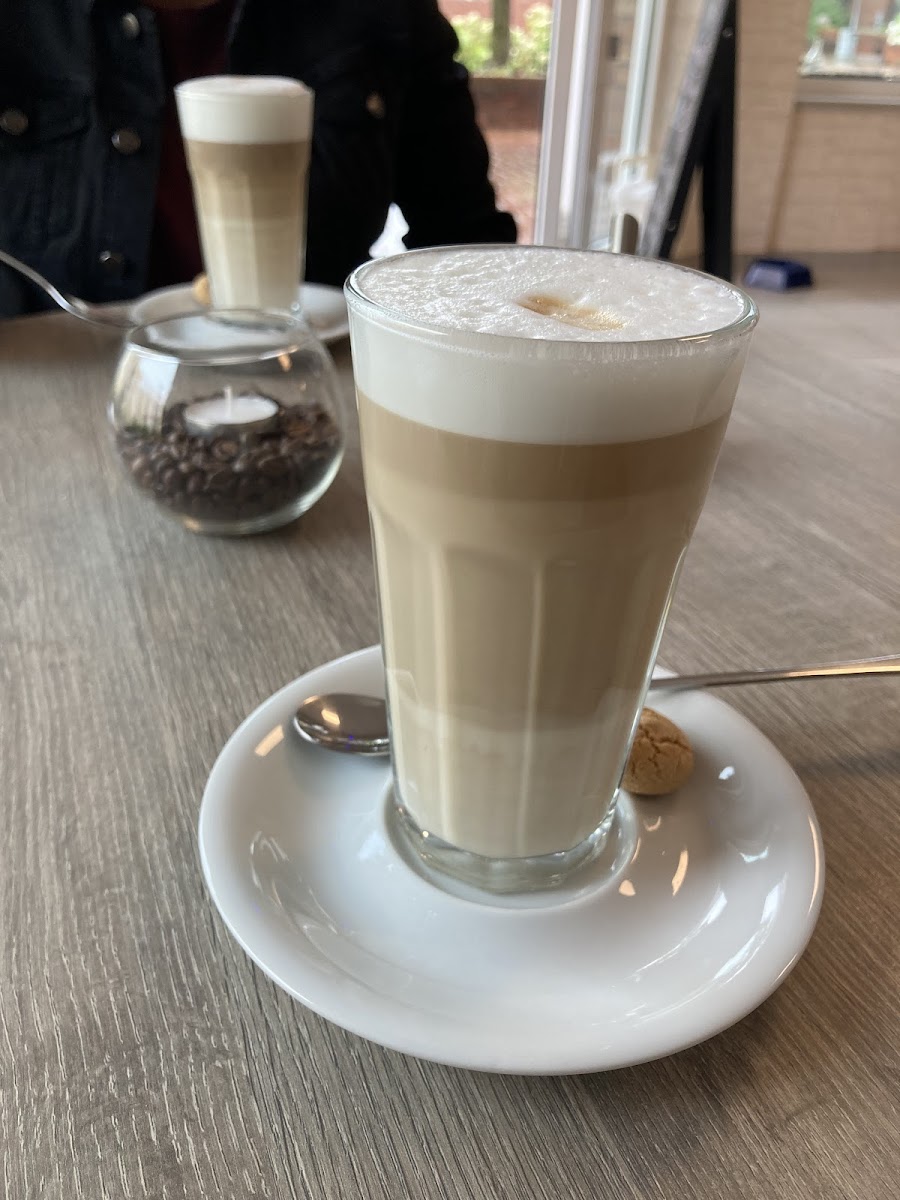 Cafe Delikat Photo 4