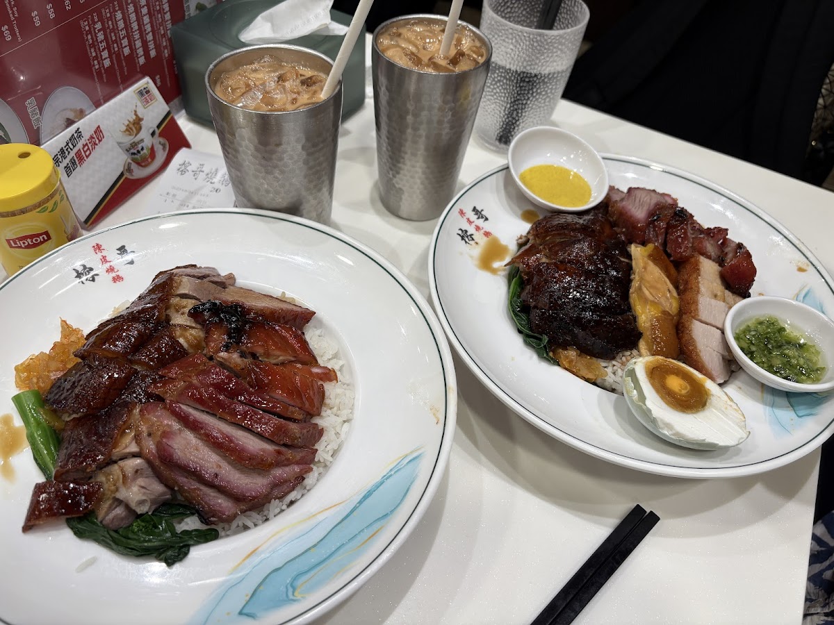 Yung's Roast Goose Restaurant Photo 5