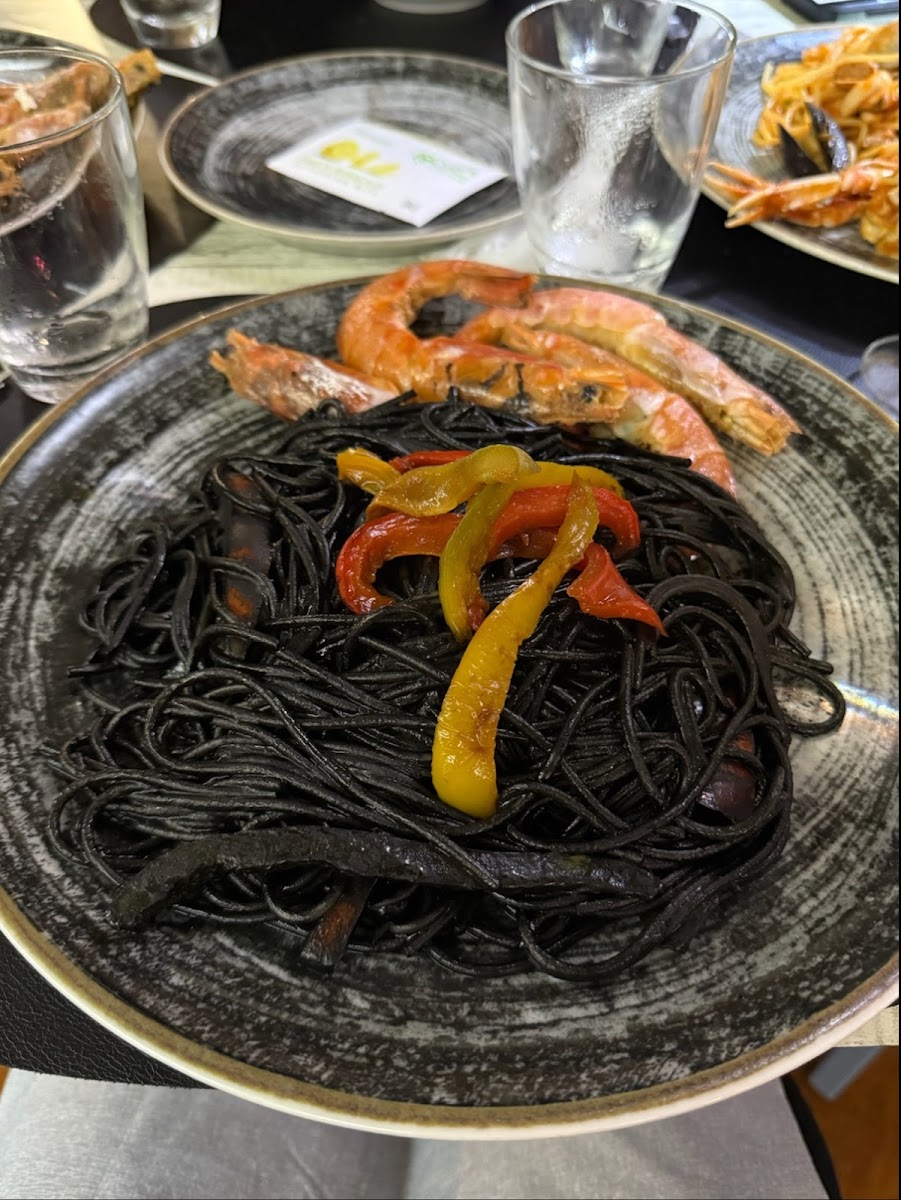 m 'n m vineria & spaghetteria Photo 8