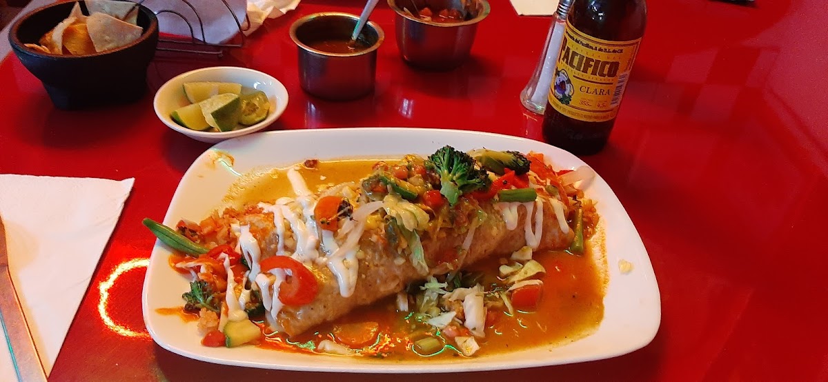 Hot Rod Burrito Grill Photo 10