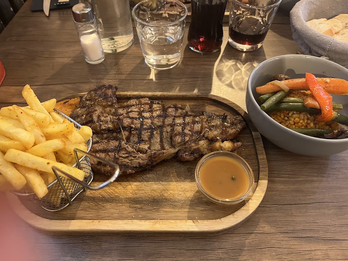 Prime Steak & Grill Photo 3