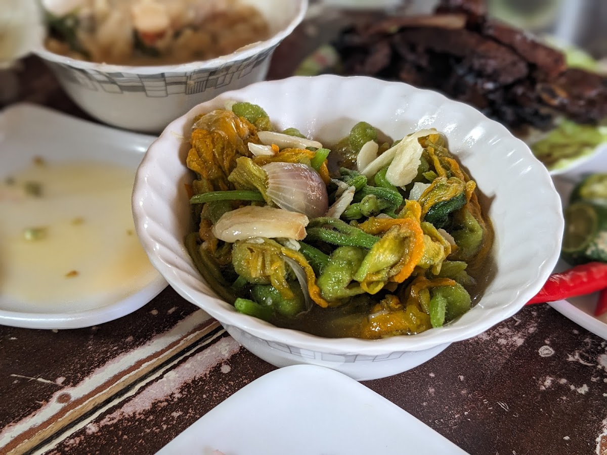 Kainan sa Baryo