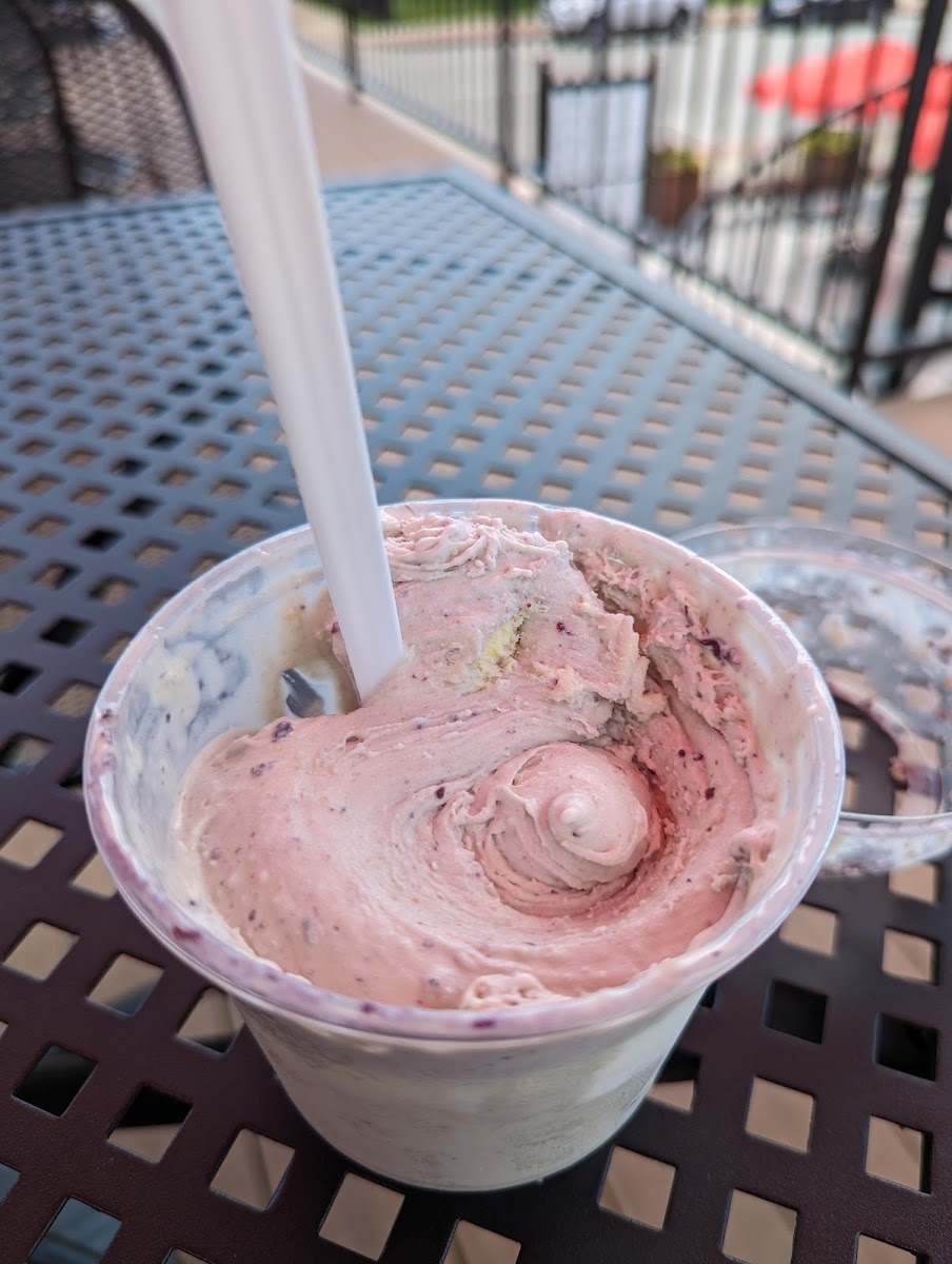 Uptown Scoops Photo 10