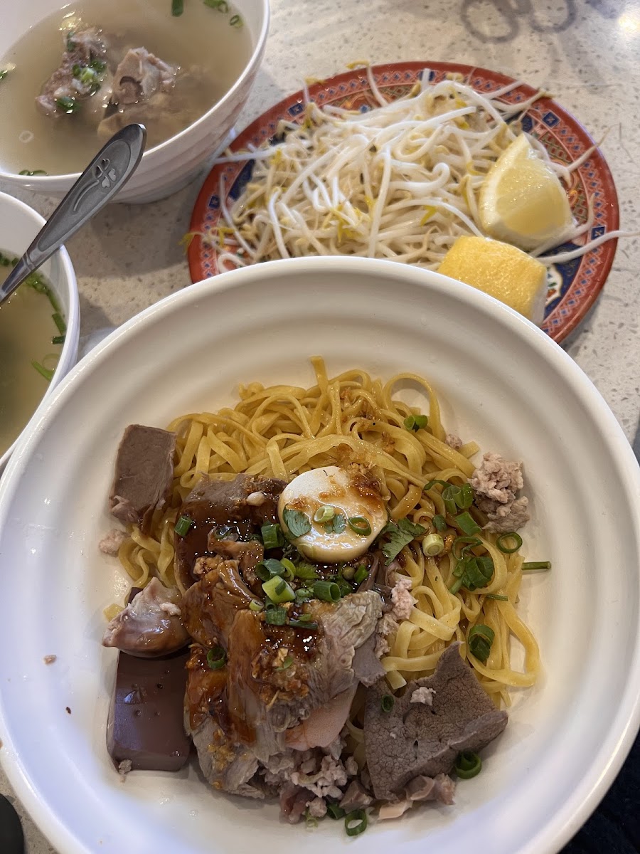 Battambang Restaurant II Photo 8