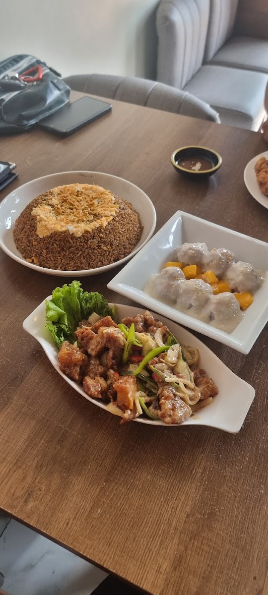 Mommy Anne's Lechon House Photo 10