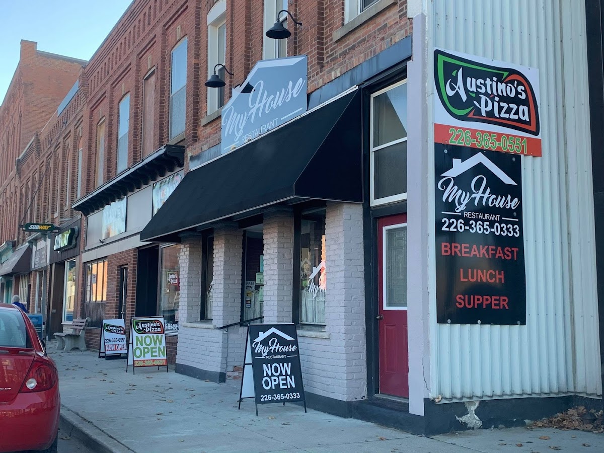 Austino's Pizzeria