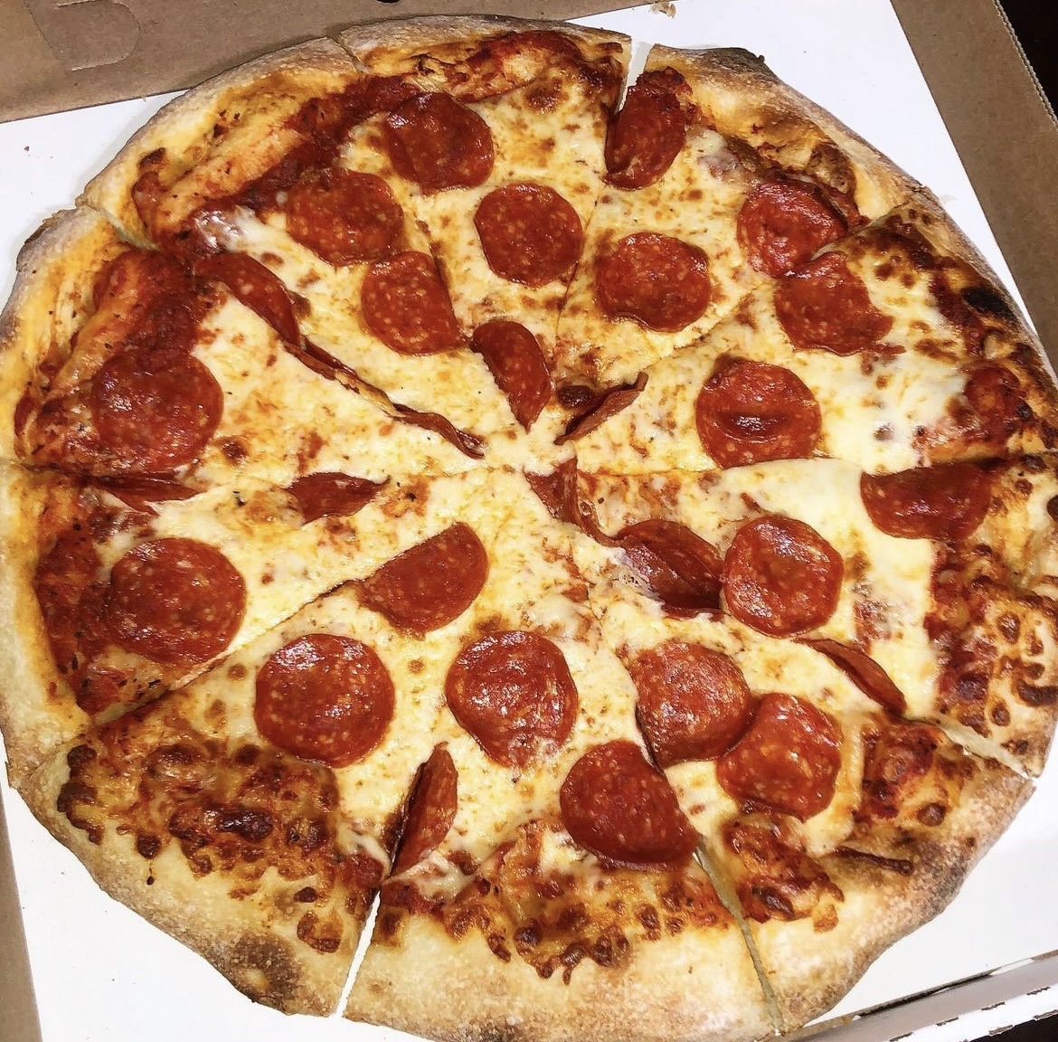 Austino's Pizzeria Photo 3